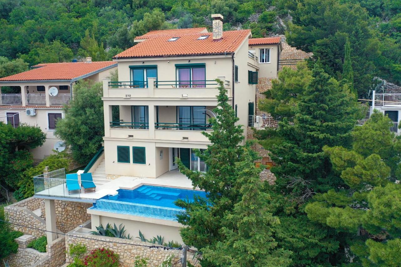 Villa Relax , With Seaview And Two Pools Near Beach Starigrad  Kültér fotó