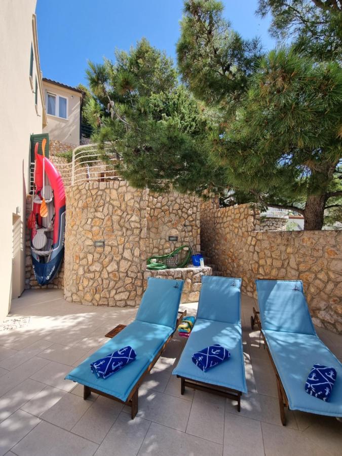 Villa Relax , With Seaview And Two Pools Near Beach Starigrad  Kültér fotó