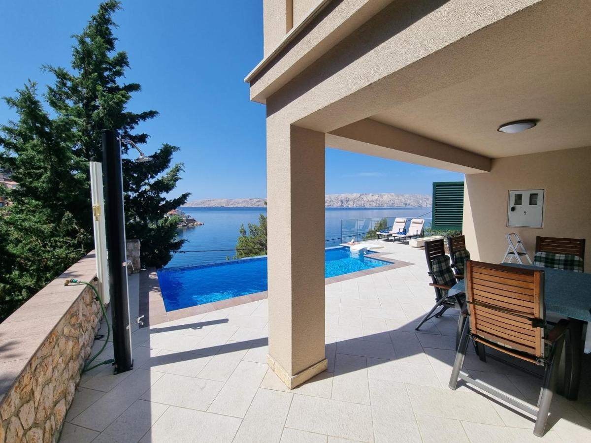 Villa Relax , With Seaview And Two Pools Near Beach Starigrad  Kültér fotó